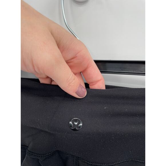 Lululemon High Times Crop Tech Mesh in Black // 4 - Picture 11 of 12